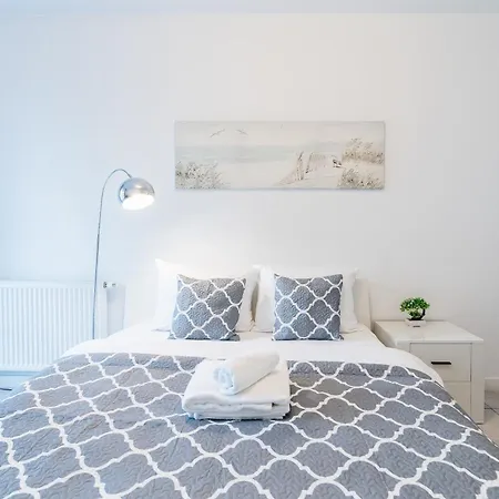 Old Town Stylish Apartment *